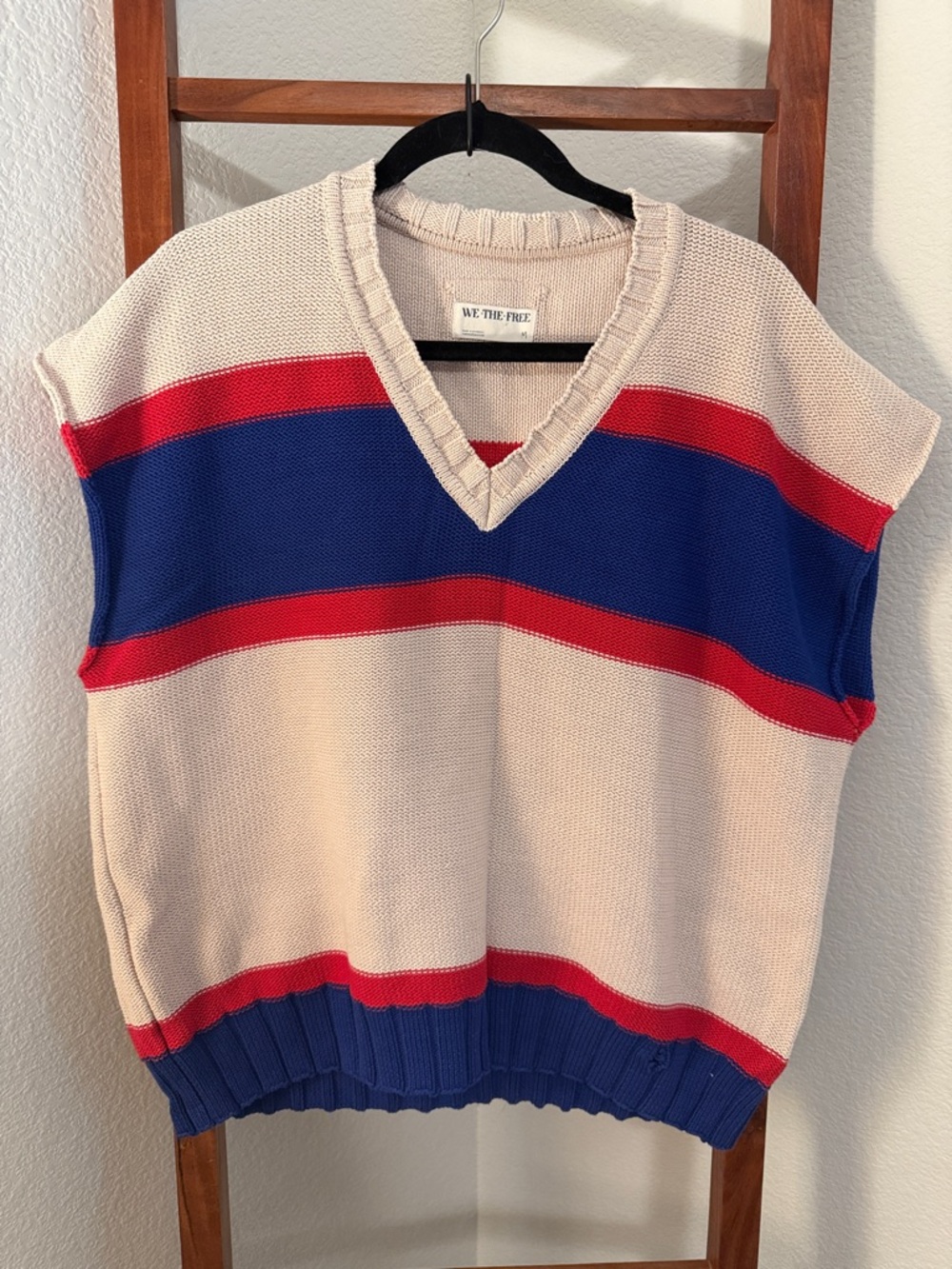 We The Free Tommi V-Neck Sleeveless Cotton Knit Vest Beige, Blue & Red Size MD